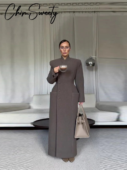 Elegância de Alto Padrão 2025 – Casaco Feminino Longo com Cintura Marcada