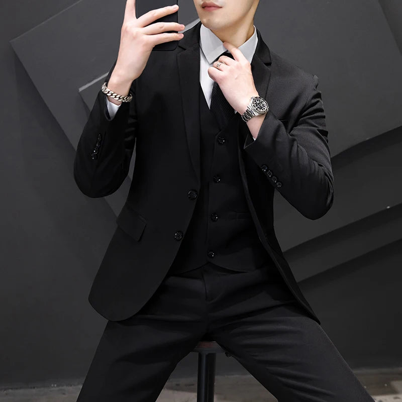 Elegância Absoluta: Terno Masculino 3 Peças para Ocasiões Especiais