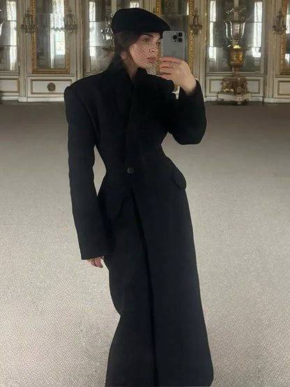 Casaco Feminino Elegante com Botão Único – Estilo Luxuoso 2025