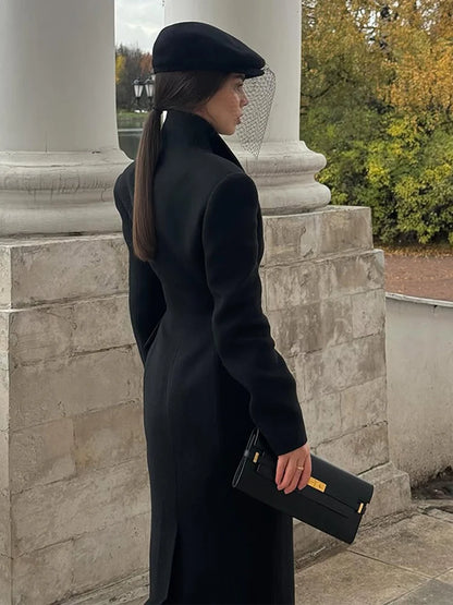 Casaco Feminino Elegante com Botão Único – Estilo Luxuoso 2025